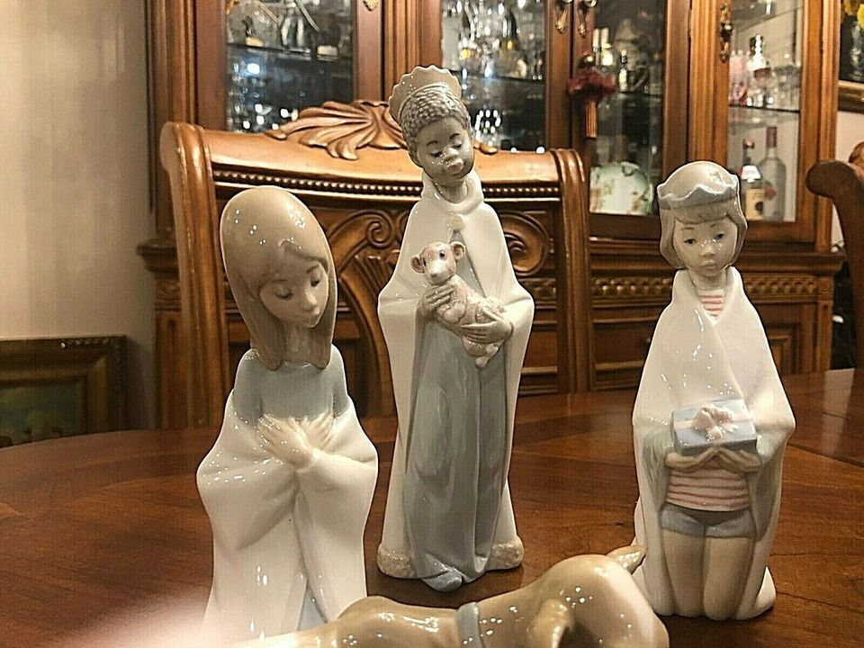 Thumbnail: Lladro Children's Nativity 9 Piece Set