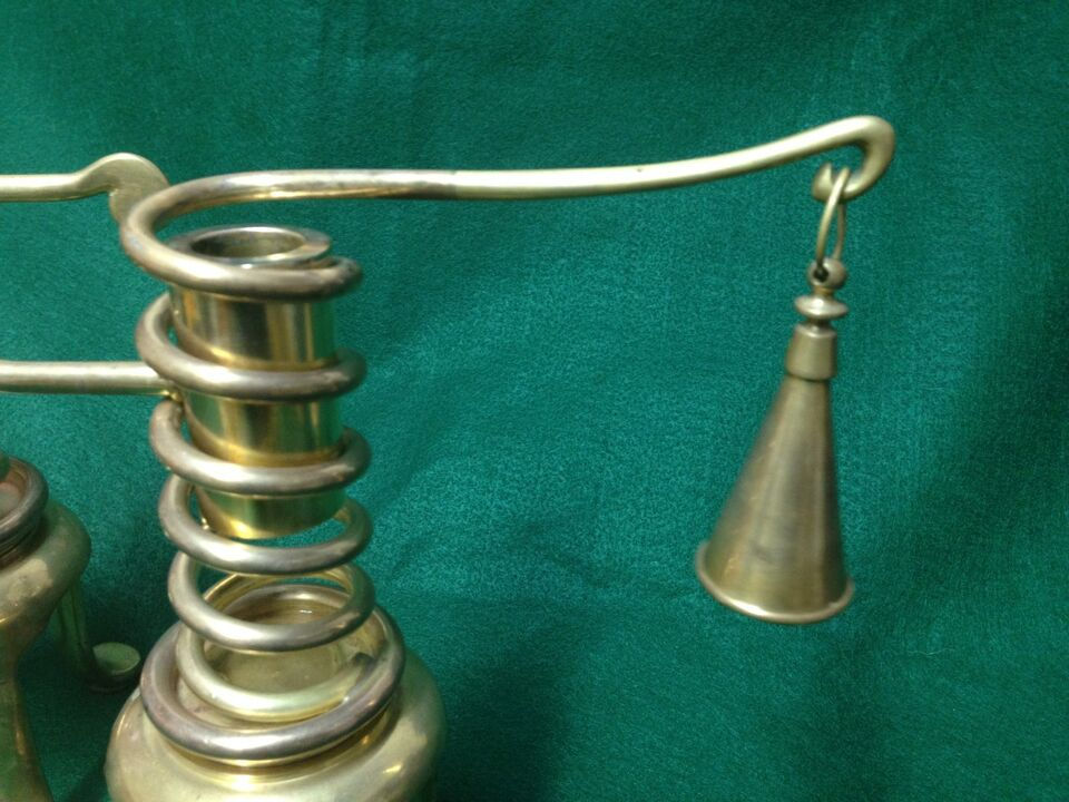Thumbnail: Vintage Chapman 1989 Brass 2 Turning Candle Holders