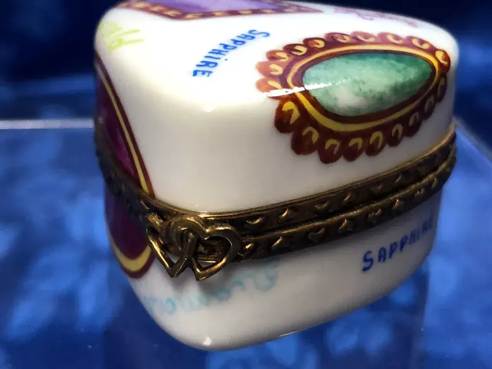 Thumbnail: Authentic French Limoges Trinket Box Jeweled Heart Peint Main Chamart Exclusive