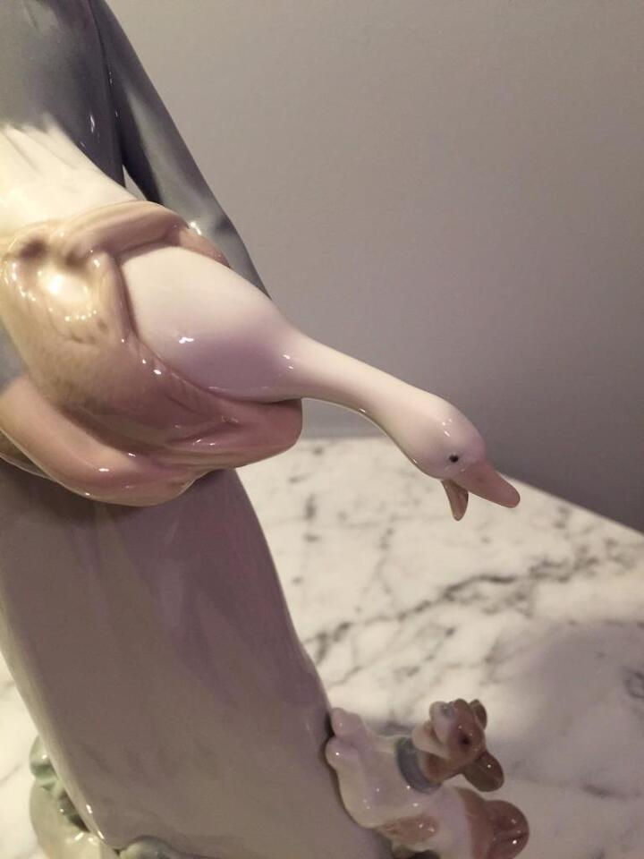 Thumbnail: LLADRO "GIRL W/ GOOSE & DOG" #4866 RETIRED 1994 SCULPTED BY FULGENCIO GARCIA