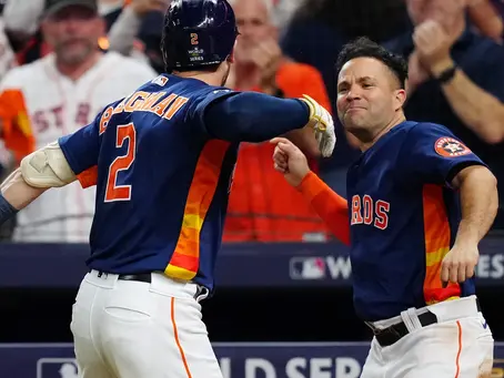 Astros win 3-2 in Philly; 1 win away from Championship