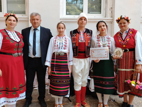 Участие на Школата за български танци във Фолклорен събор "Грънчарово пее и играе" - 2025
