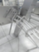 Can twist transportation and turning conveyor