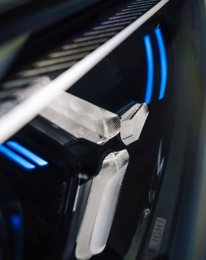 Thumbnail: Mercedes-Benz electric c class