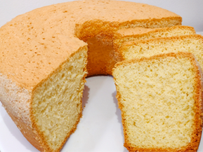 SEM FERMENTO, FARINHA, LEITE E COM 3 INGREDIENTES❗😱 BOLO BREVIDADE DE MAIZENA FOFINHO E DELICIOSO!