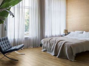 Ambiente com piso laminado quickstep