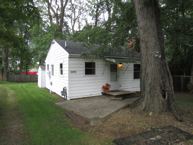 COMING SOON - KENT!  Unassuming 1-bedroom home on the outside is one  that everyone loves when they see the inside! Make an appointment to view by calling 330-668-2797.!