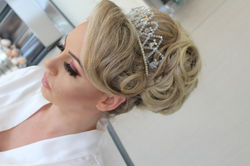 Bridal hair and makeup
