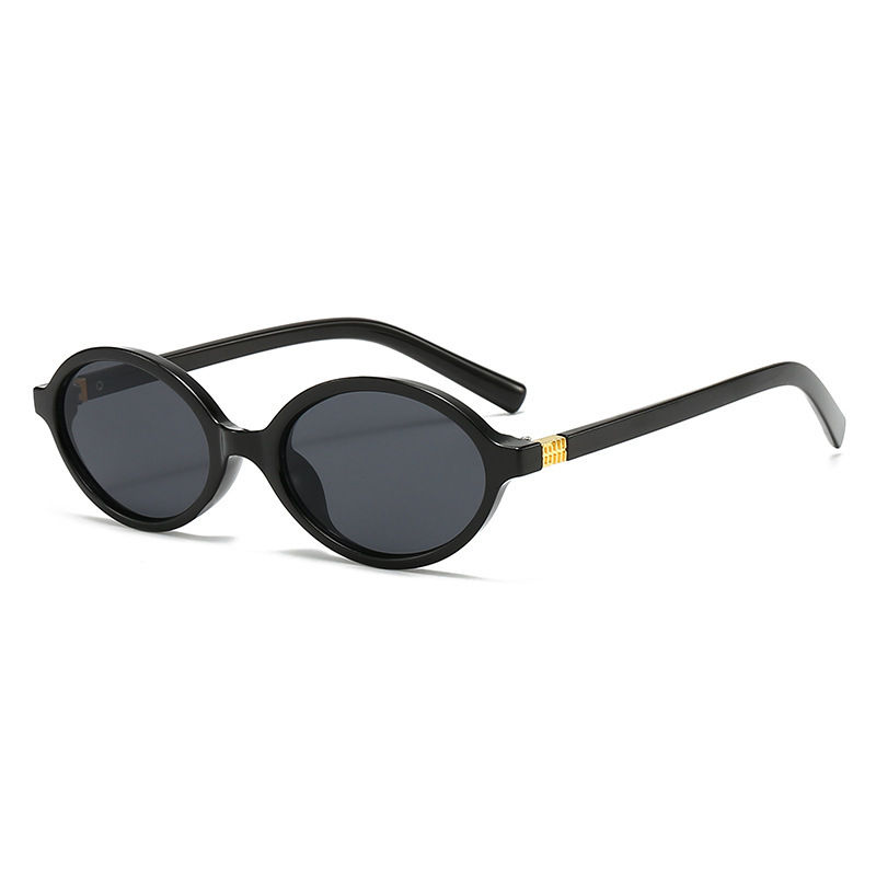 Thumbnail: Vintage Oval Fashion Sunglasses
