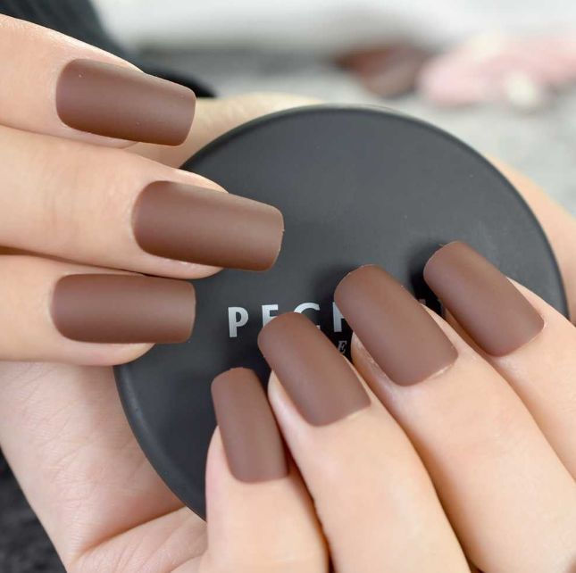 برج الجدي يناسب مناكير بني