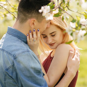 اسرار الرجال حسب برجهم : كيف يفكر الرجال في العاطفة والزواج