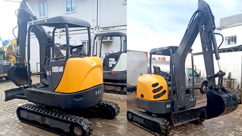 Miniescavadeira Terex TC37 à venda