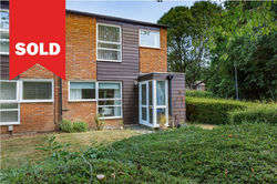 New Ash Green - £330,000