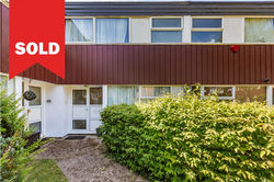 New Ash Green - £280,000