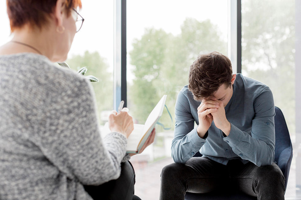 Parenting Teens with Anxiety: Therapist-Recommended Tips