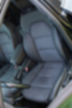 Audisportsitze mit Leder-Alcantara Kombination (1)