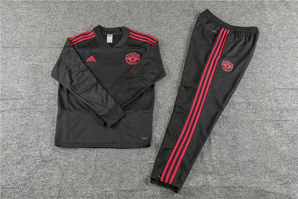 Miniatura: Manchester United 18/19 training suit - Cuello V negro - rojo