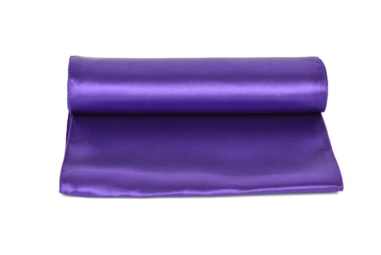 Location Chemin de table satin violet