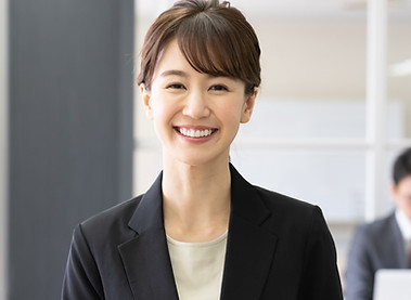 Young%20Businesswoman_edited_edited_edited.jpg