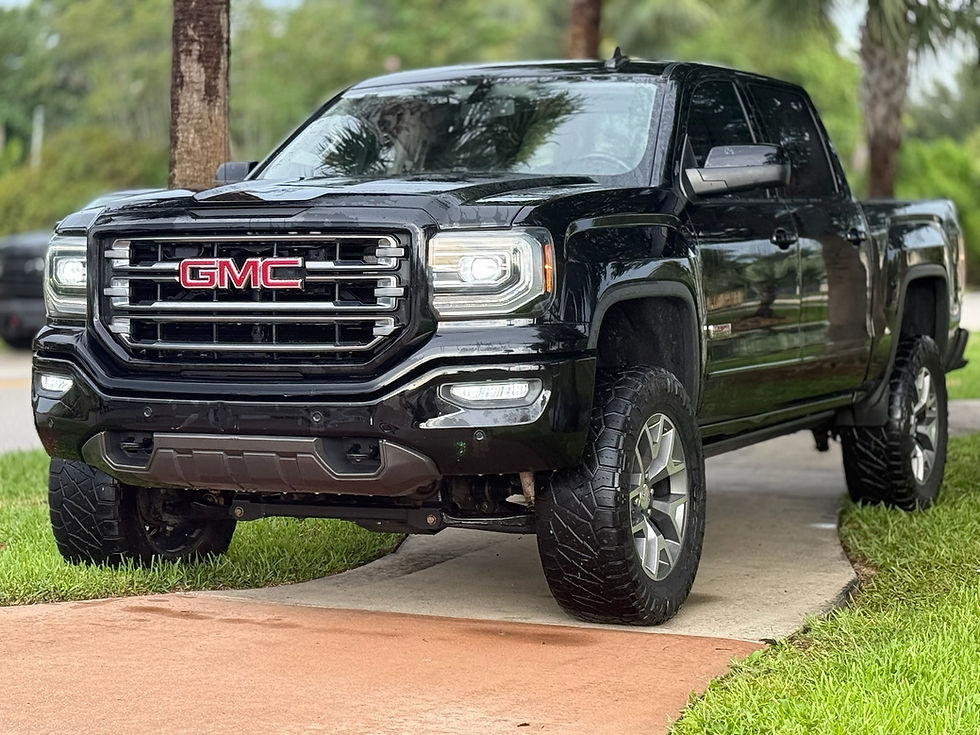 2017 GMC SIERRA 1500 CREW CAB SLT PICKUP 4D 5 3/4 FT