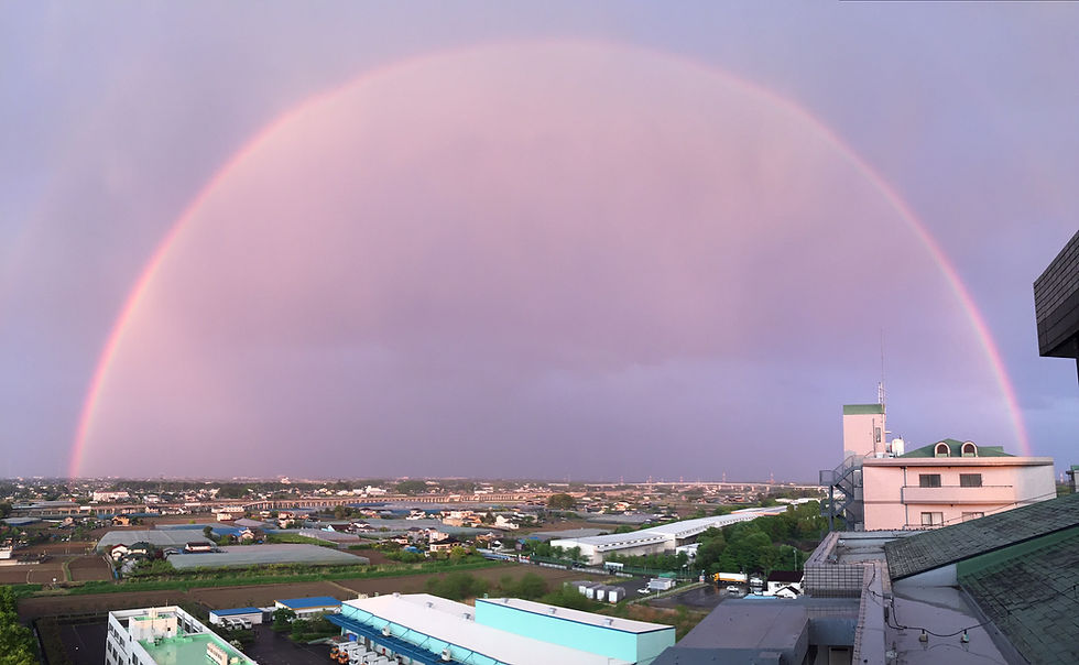 マンションからの虹