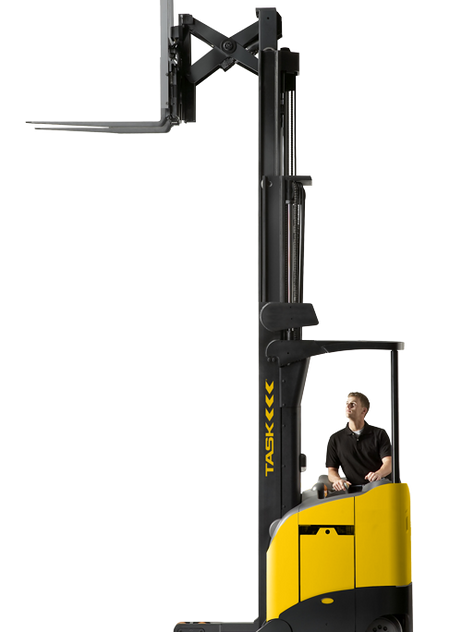 Moving Mast vs Pantographic Reach Forklift