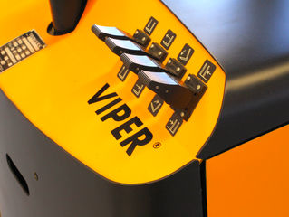 Heavy Duty Pedestrian Reach Stacker | TASK VIPER 4D