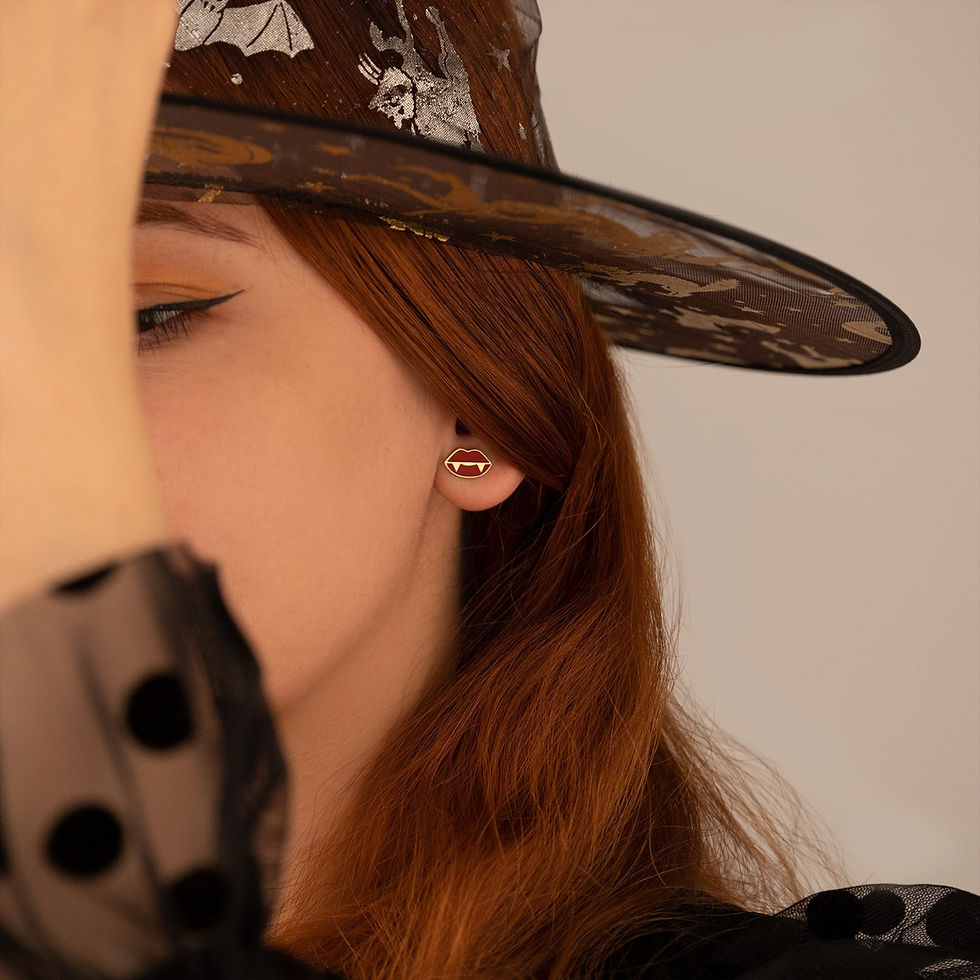 Thumbnail: Vampire Lips Earrings