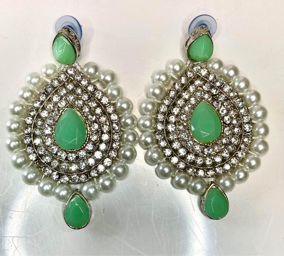 Thumbnail: Silver and Mint Green Stone Set Necklace Set