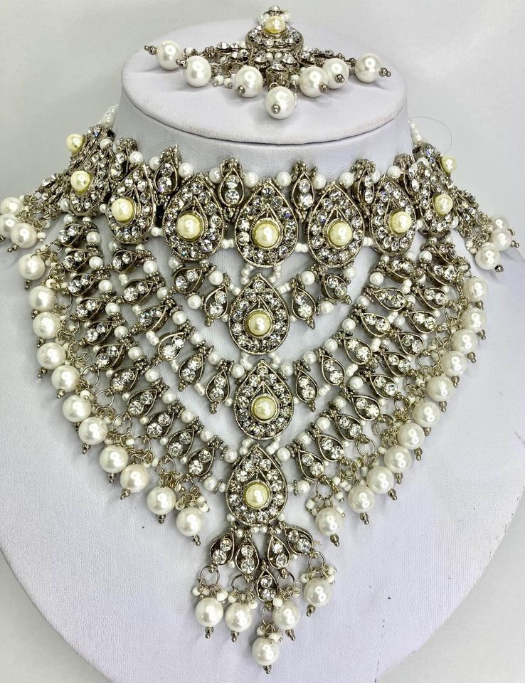 Silver and White Pearl Stone Set Necklace Set