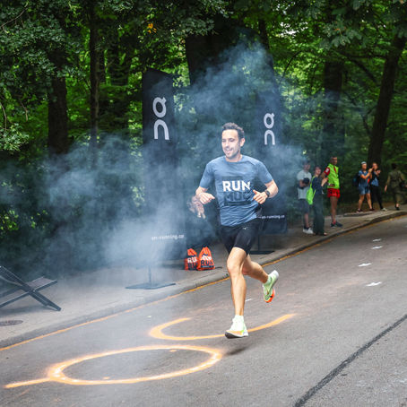 Tom Ring gewinnt Halbmarathon in München