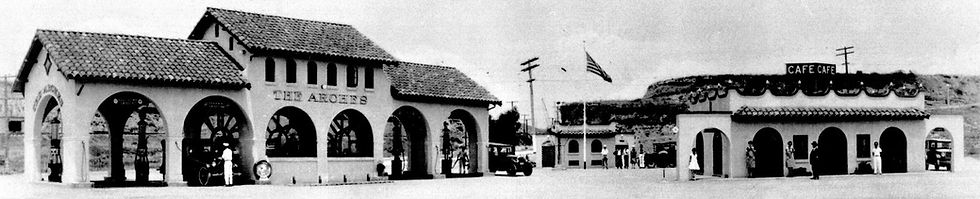 The Arches (circa 1926). Photo courtesy of the city of Newport Beach