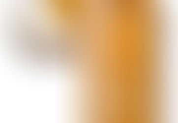 ⭐️ Laneige Perfect Renew Nourishing Oil-to-Foam Cleanser removes makeup, sunscreen, and impurities.