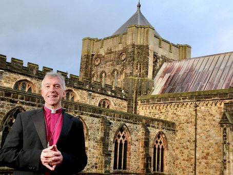 País de Gales: Igreja Anglicana pode vir a celebrar casamentos entre pessoas do mesmo sexo