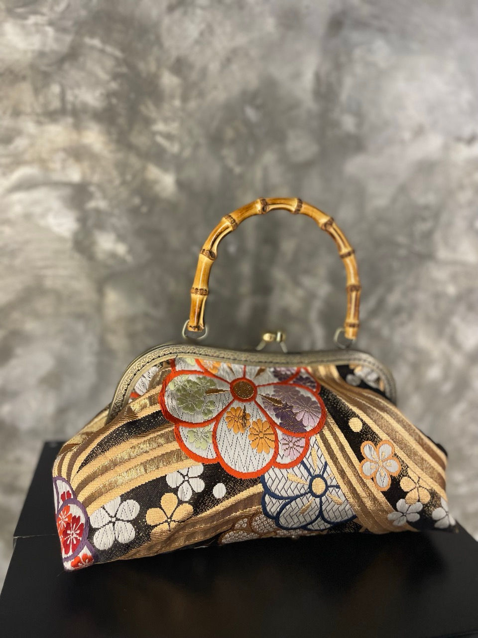 Thumbnail: Kimono Gamaguchi Bamboo Bag – Golden Floral Obi / G-037