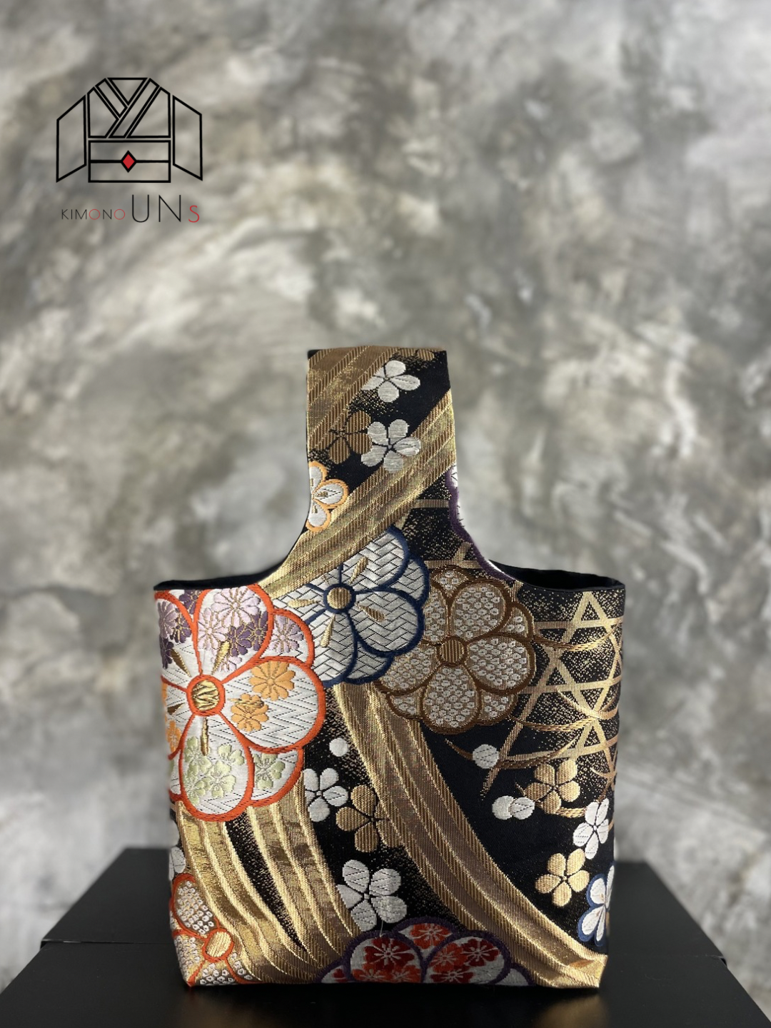 Kimono One-handle Bag – Golden Ume Flow (Black & Gold) / H-023