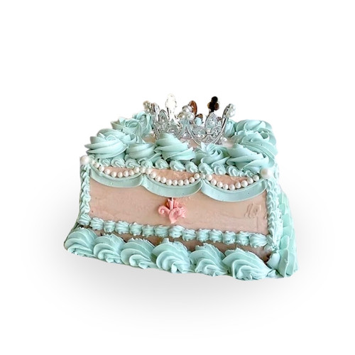 PRALINE LADY - The Birds Nest LA