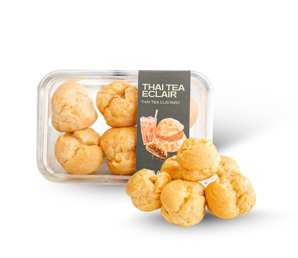 Eclair Thai tea