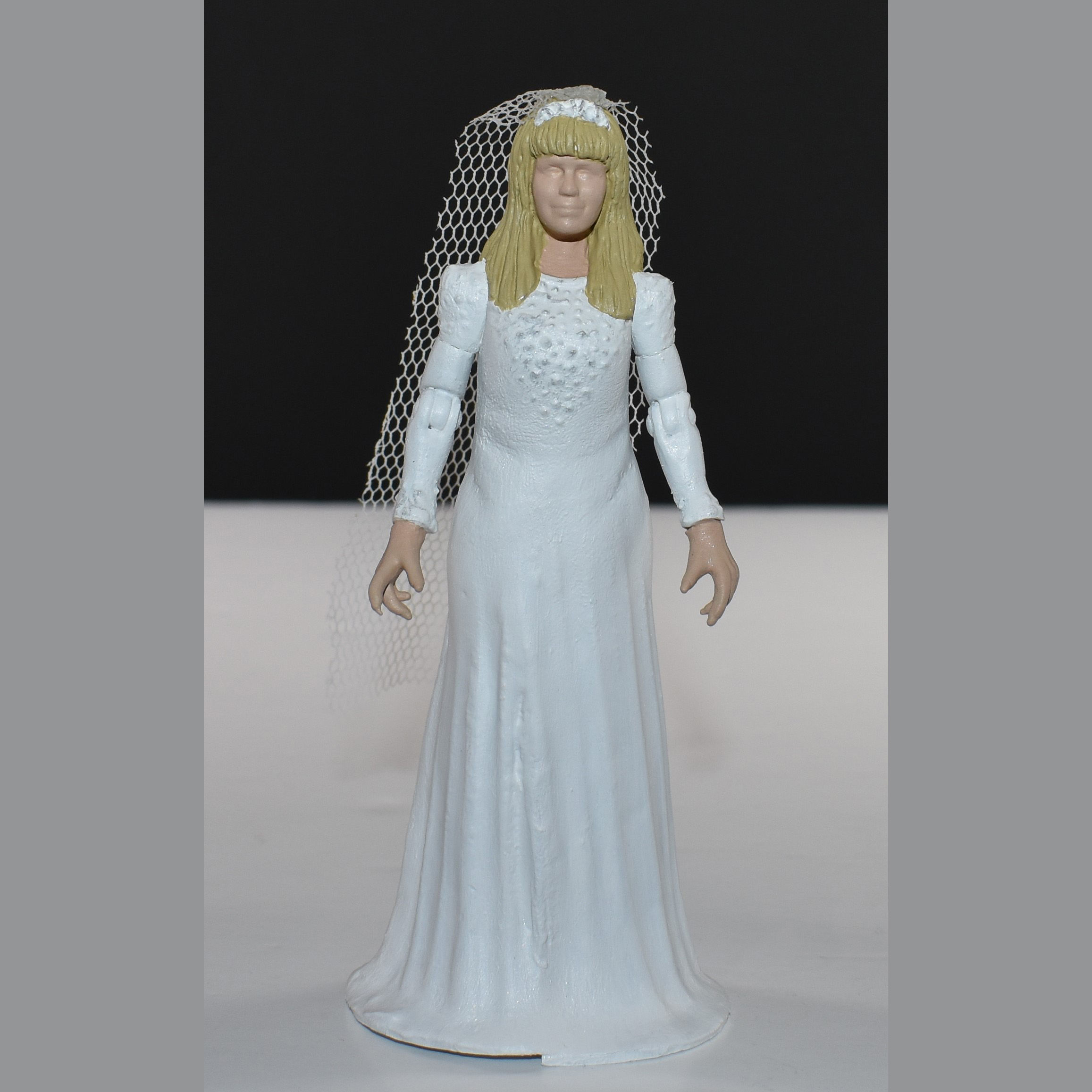 Custom Auton Bride from Rose (Season 1, Episode 1) Figure