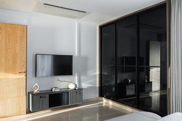 19. SON BEDROOM.jpg