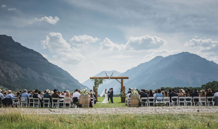 Cody Wyoming Wedding Planner, ranch wedding planner, mountain wedding packages