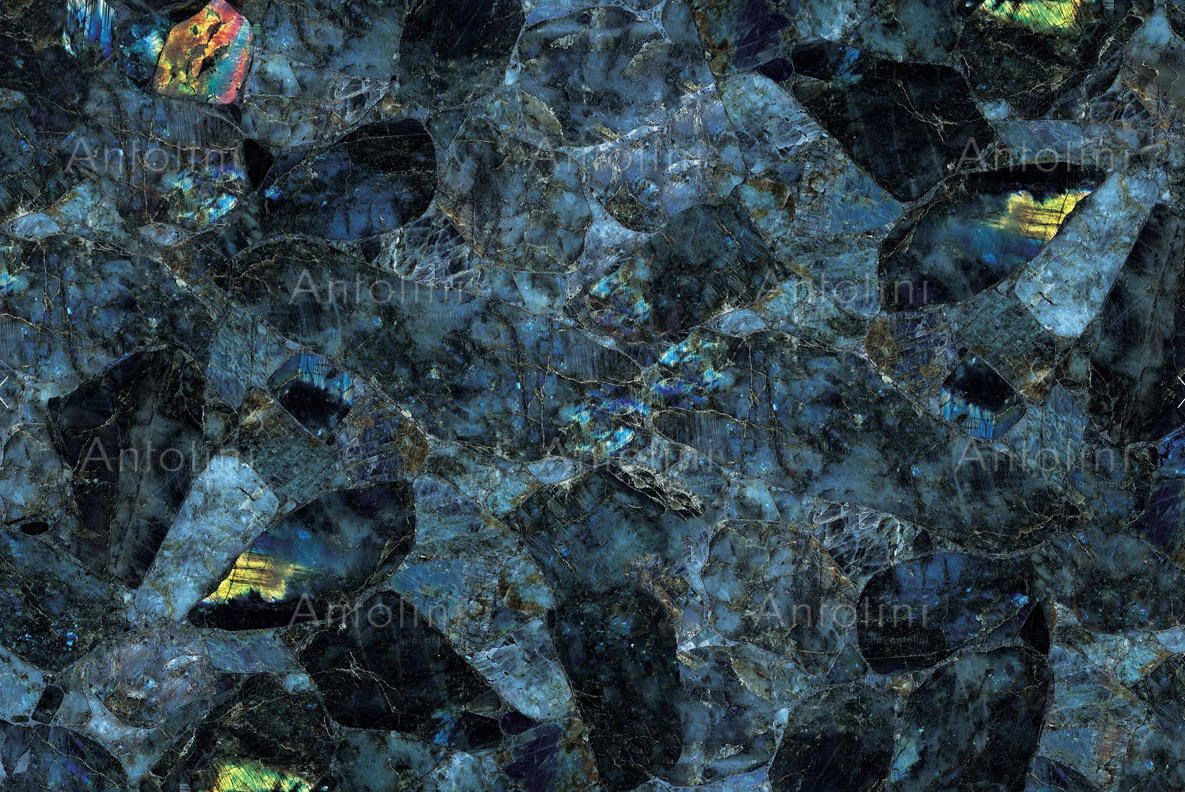 Labradorite.png