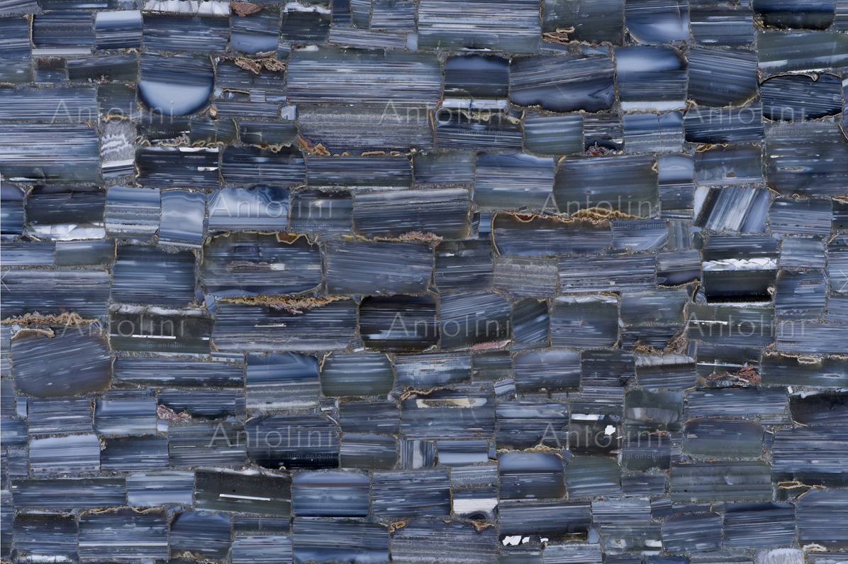 Agata Striata Blue.png