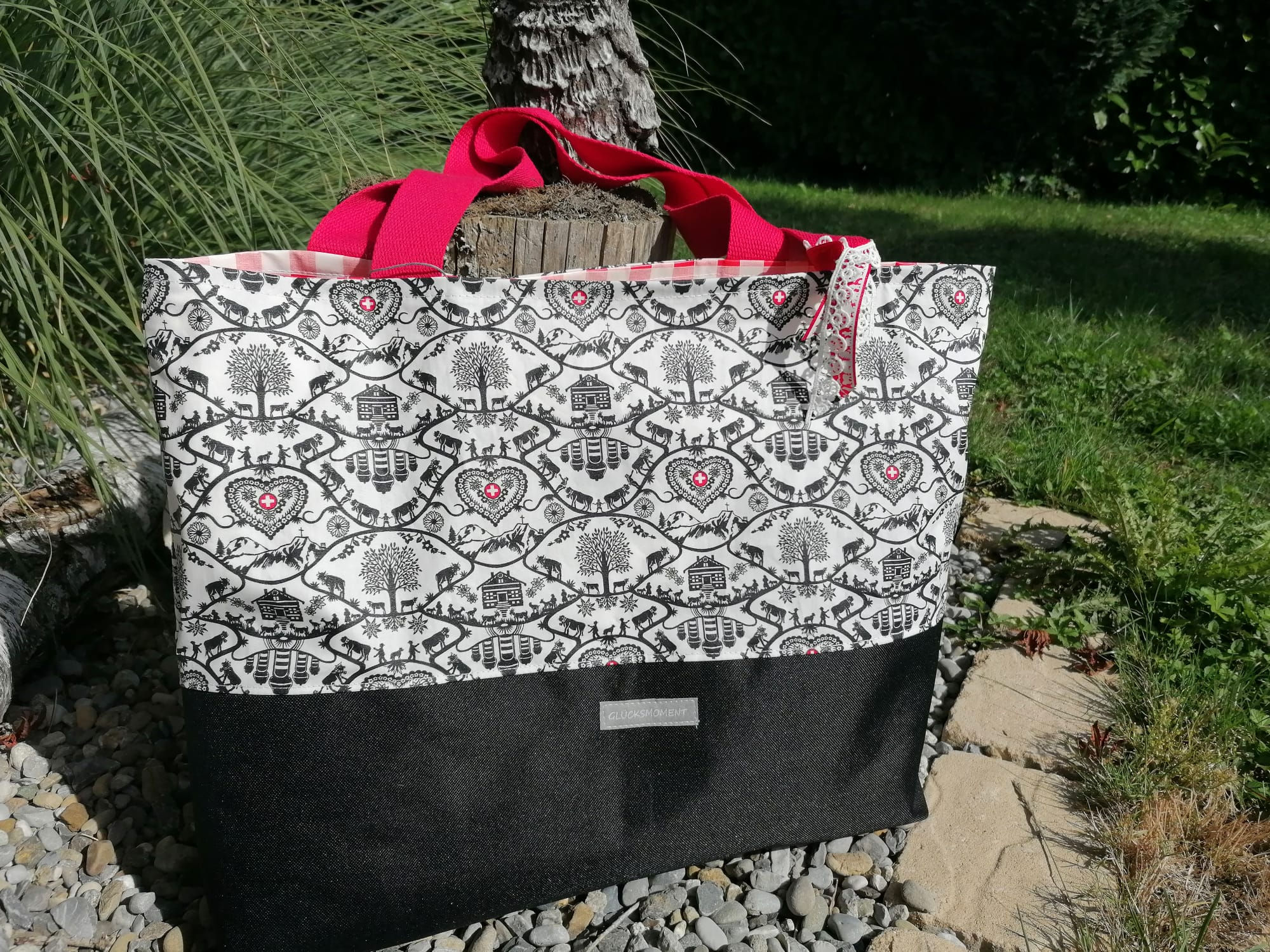 Shopping/Badetasche  Scherenschnitt schwarz