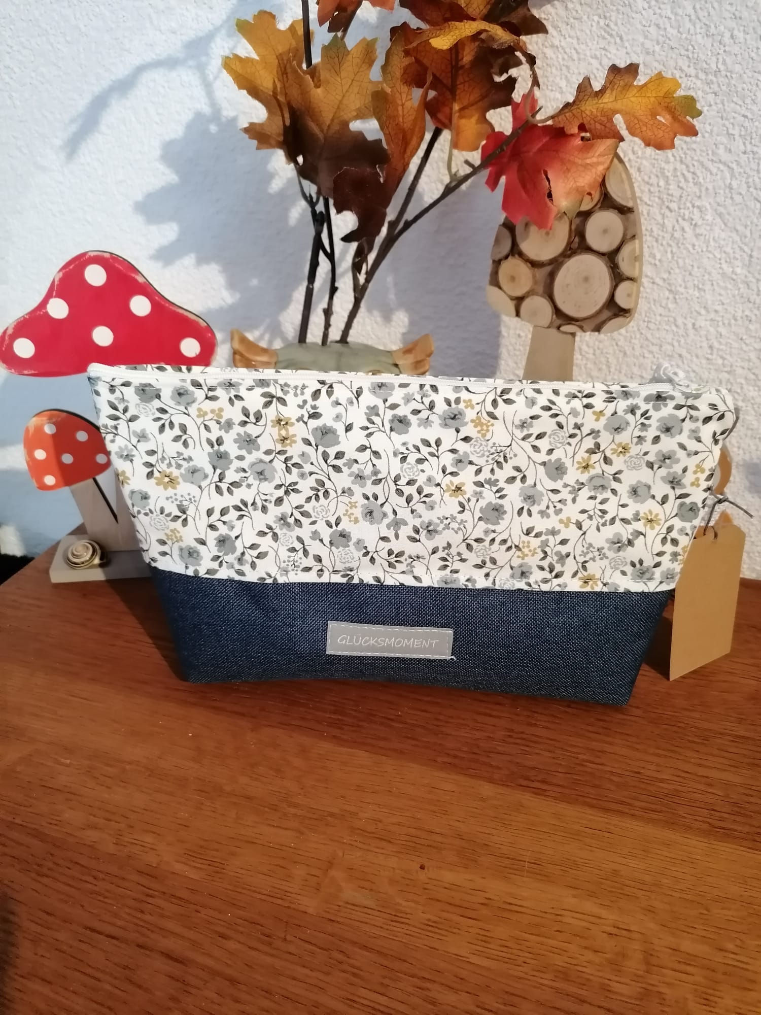 Täschchen   Grösse L Kunstleder  bewobener Blache