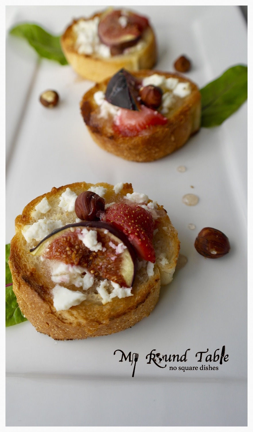 Crostini with Labne, Figs & Cinnamon Syrup