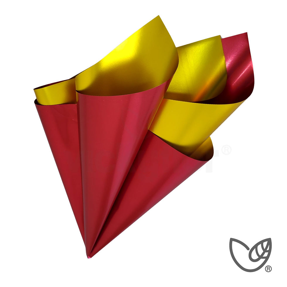 Thumbnail: papel metalico doble cara rojo con oro cono