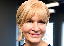Founder and Executive Director Lynda Kirk, pioneer in Neurofeedback and Biofeedback.