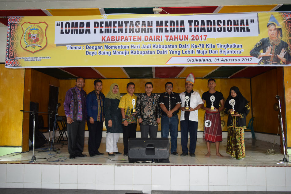 Lomba Pementasan Media Tradisional, Karang Taruna Mandiri Sidikalang Raih Juara I