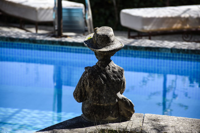 pool-4095483.jpg